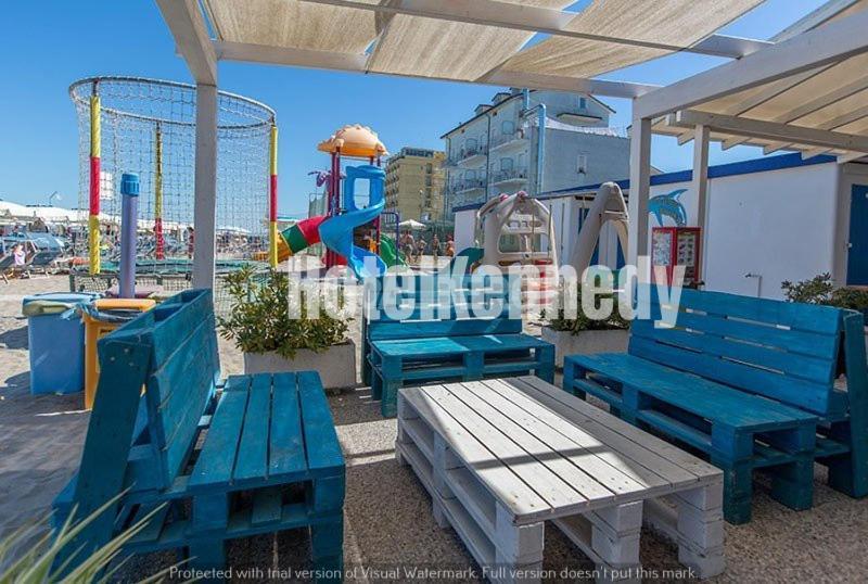 Kennedy Hotel 3*